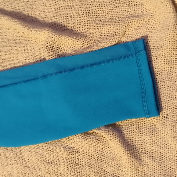 New With Tag Fabletics Mila High-Wasted Pocket Leggings - Picture 8 of 8